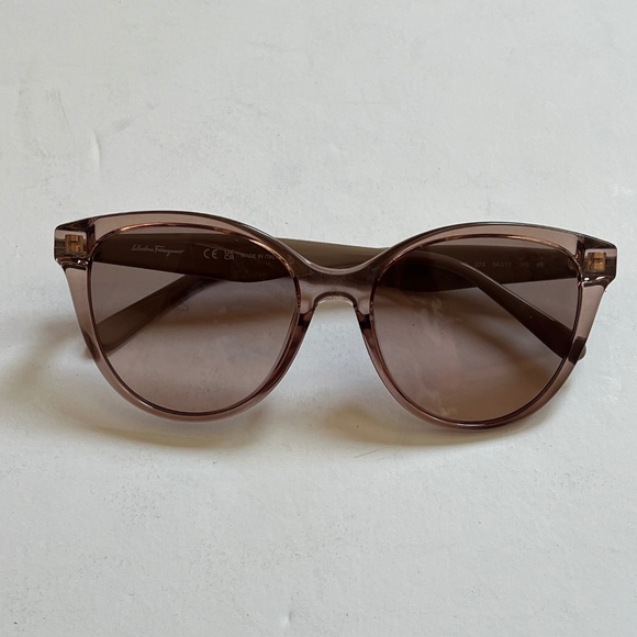 Salvatore Ferragamo Accessories - Salvatore Ferragamo Beige Cat Eye Ladies Sunglasses SF1073S 278